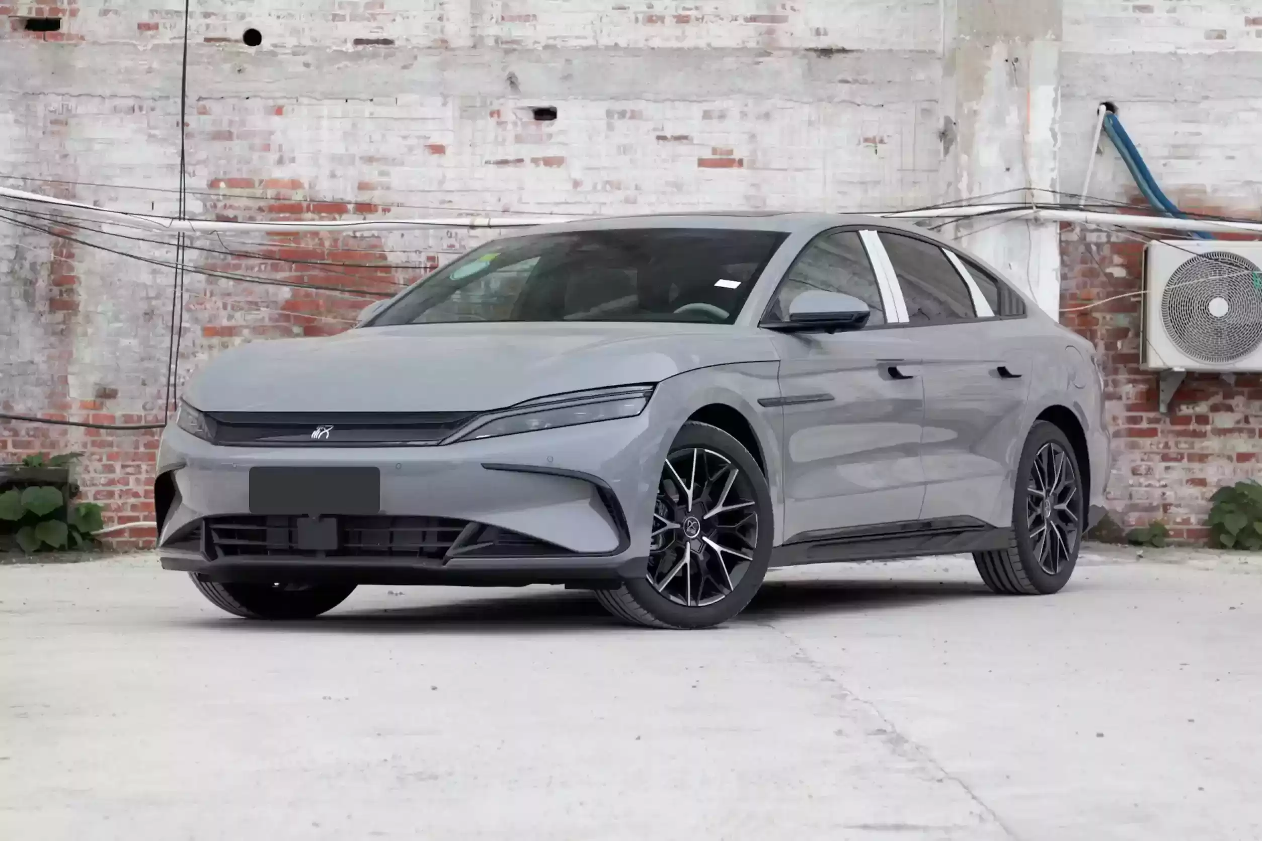 2025 BYD Han DM